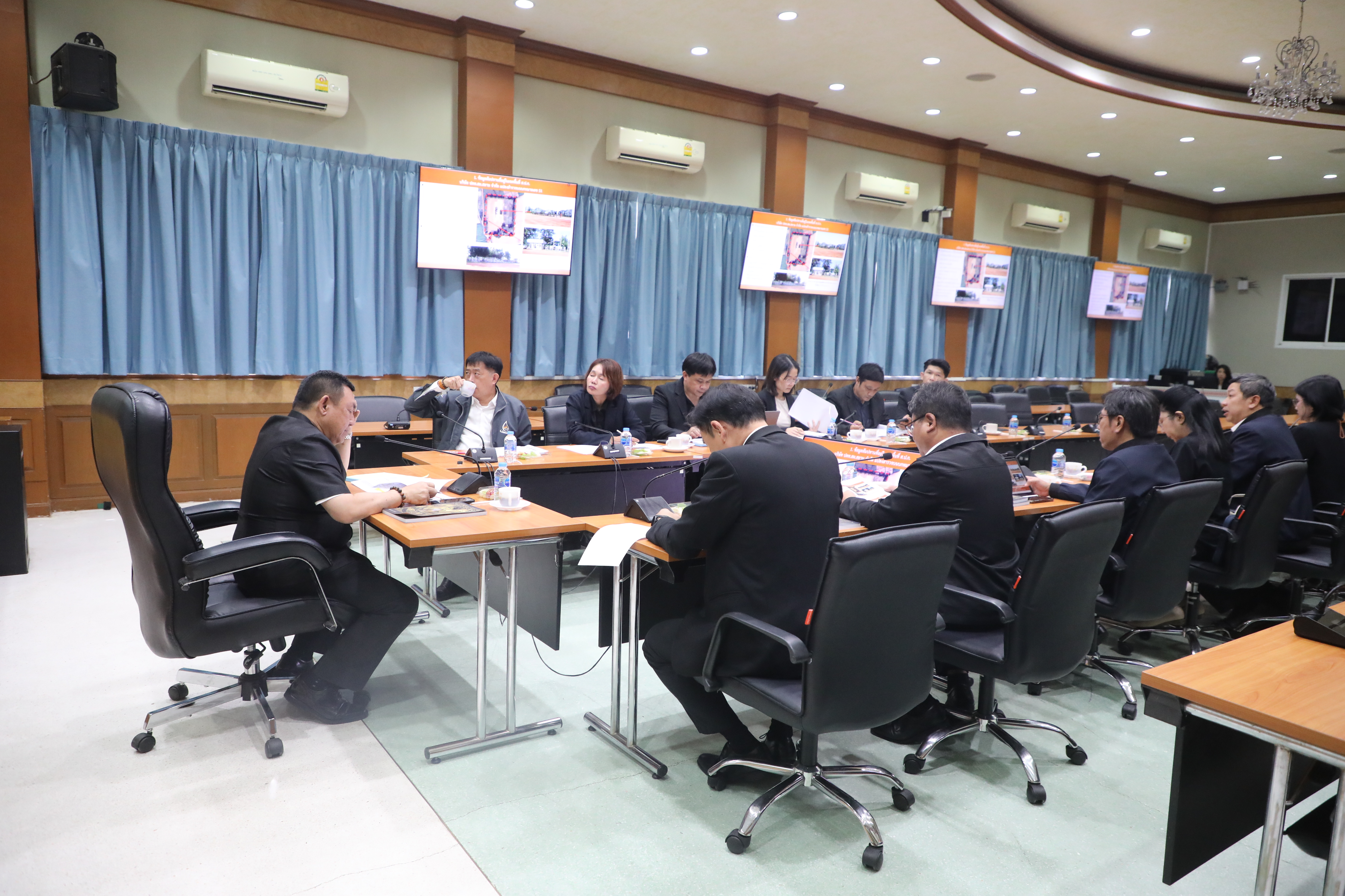 title - ส.ป.ก. ประชุมเรื่องการขออนุญาตใช้ประโยชน์ที่ดินและการเก็บค่าตอบแทนการใช้ประโยชน์ที่ดินในเขตพื้นที่สำนักงานการปฏิรูปที่ดินเพื่อเกษตรกรรมต่อการประกอบกิจการปิโตรเลียม